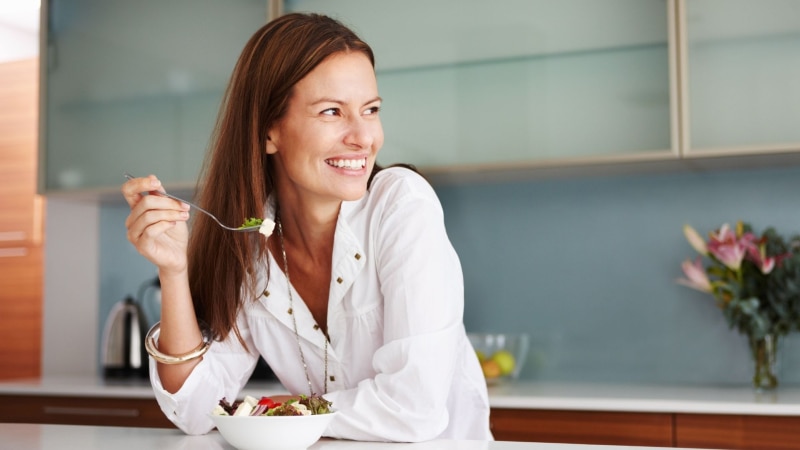 Protein-rich diet for hair