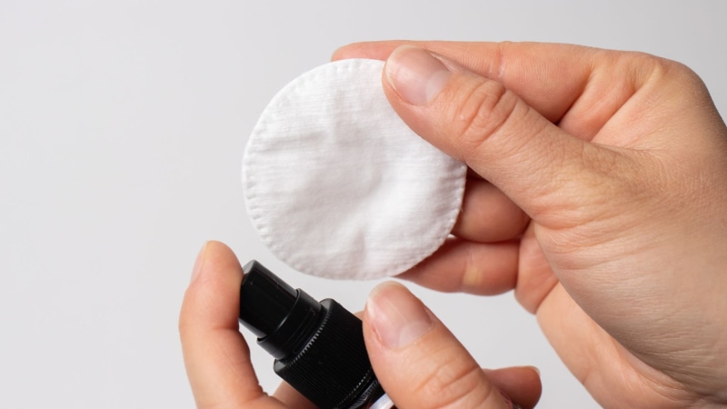 How to quickly wash off self-tanner